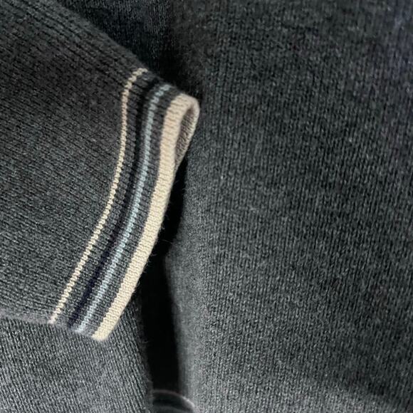 Banana Republic Turtle neck sweater-Gray with stripes -size M - Picture 6 of 9